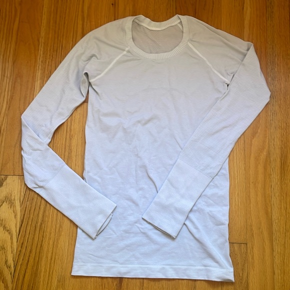 Swiftly tech LS (white with sparkles) - Picture 1 of 3